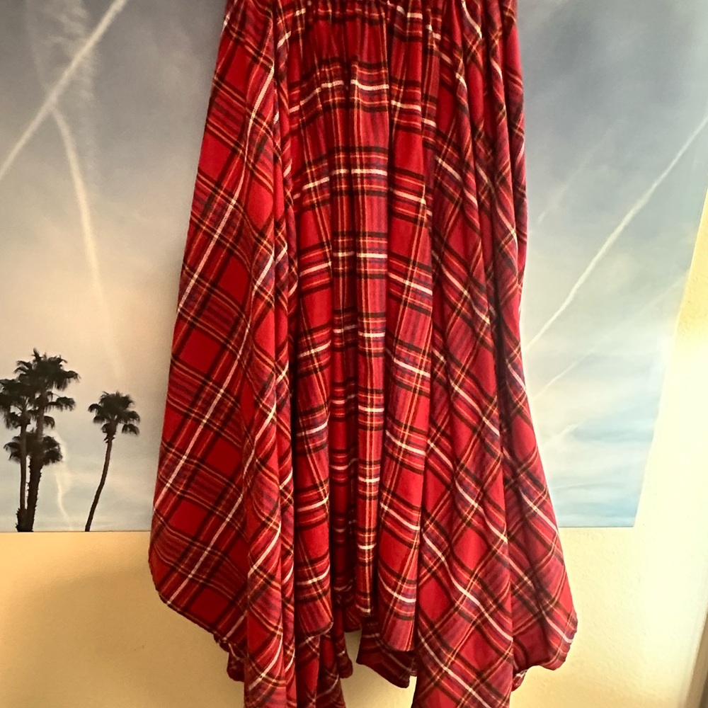 Iconic Tasha Polizzi skirt , if you don't know her look her up .